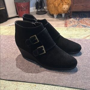 Munro Drew Monk 2 Strap Wedge Ankle Bootie, Black Suede, Women Size 10.5